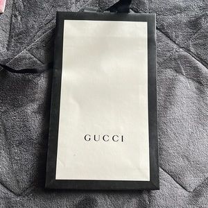Authentic GUCCI Shopping bag black and white